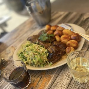 Bochechas de porco no forno