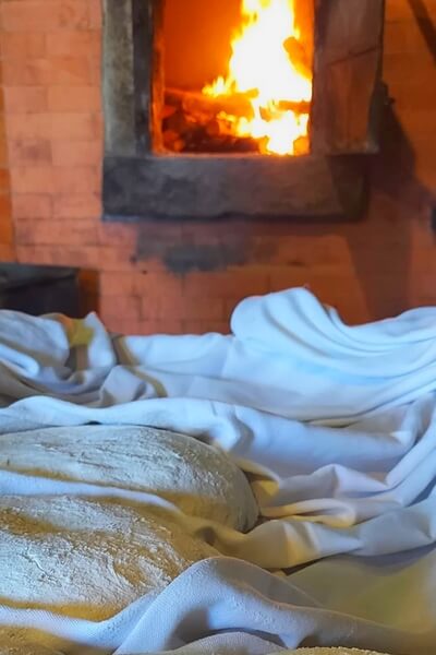 Pão - Forno a Lenha Pão - Forno a Lenha